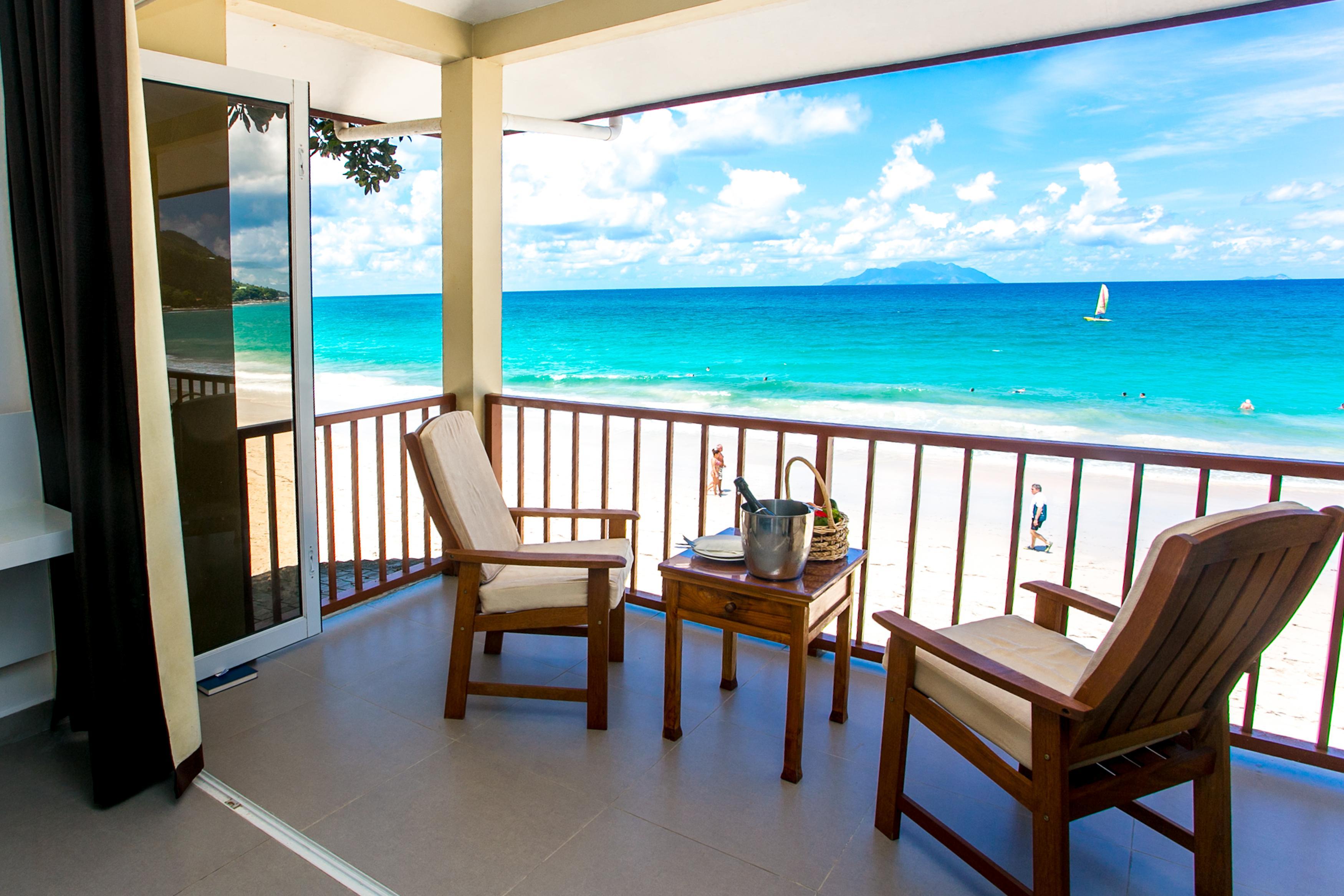 Coral Smart Choice Beau Vallon (Mahe)